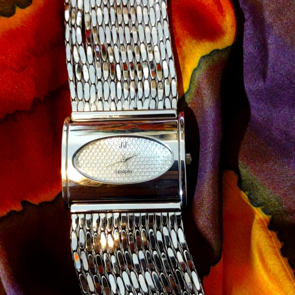 JJ Apropos Watch